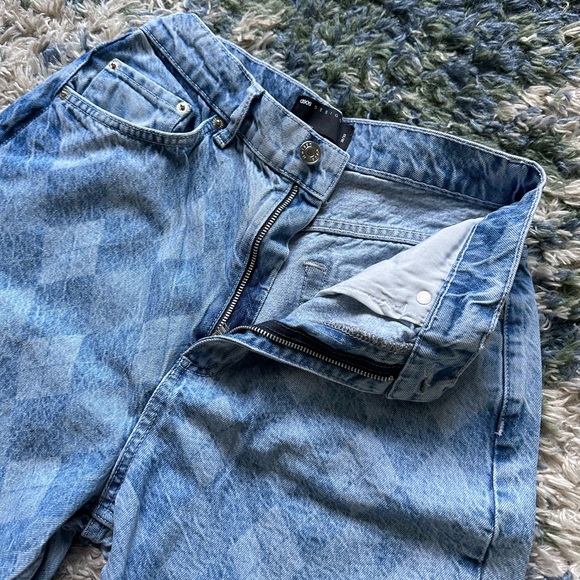 Patterned ASOS Mom Jean - Picture 3 of 5